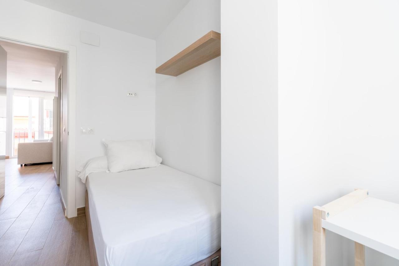 Holi-Rent Pureza Apartment Sevilla Exterior foto