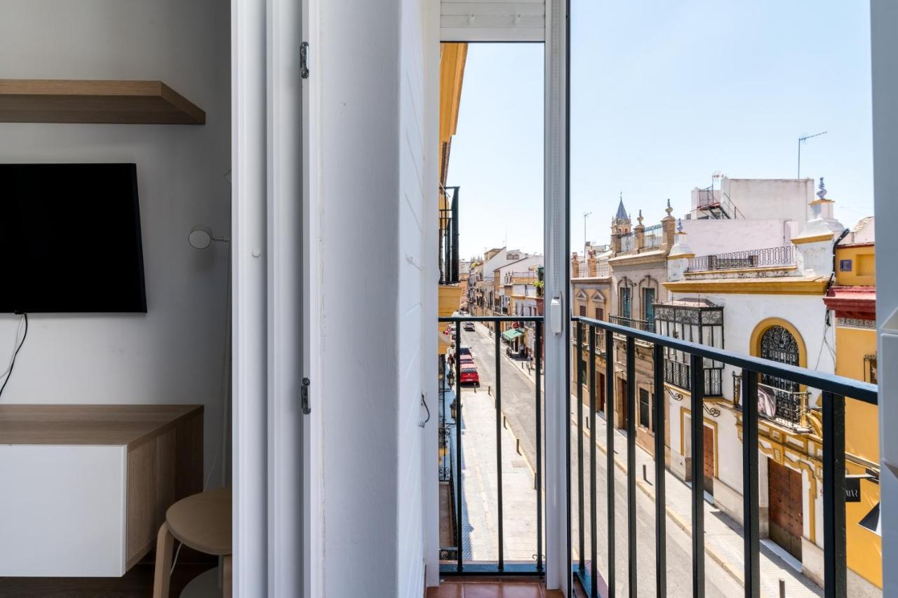 Holi-Rent Pureza Apartment Sevilla Exterior foto