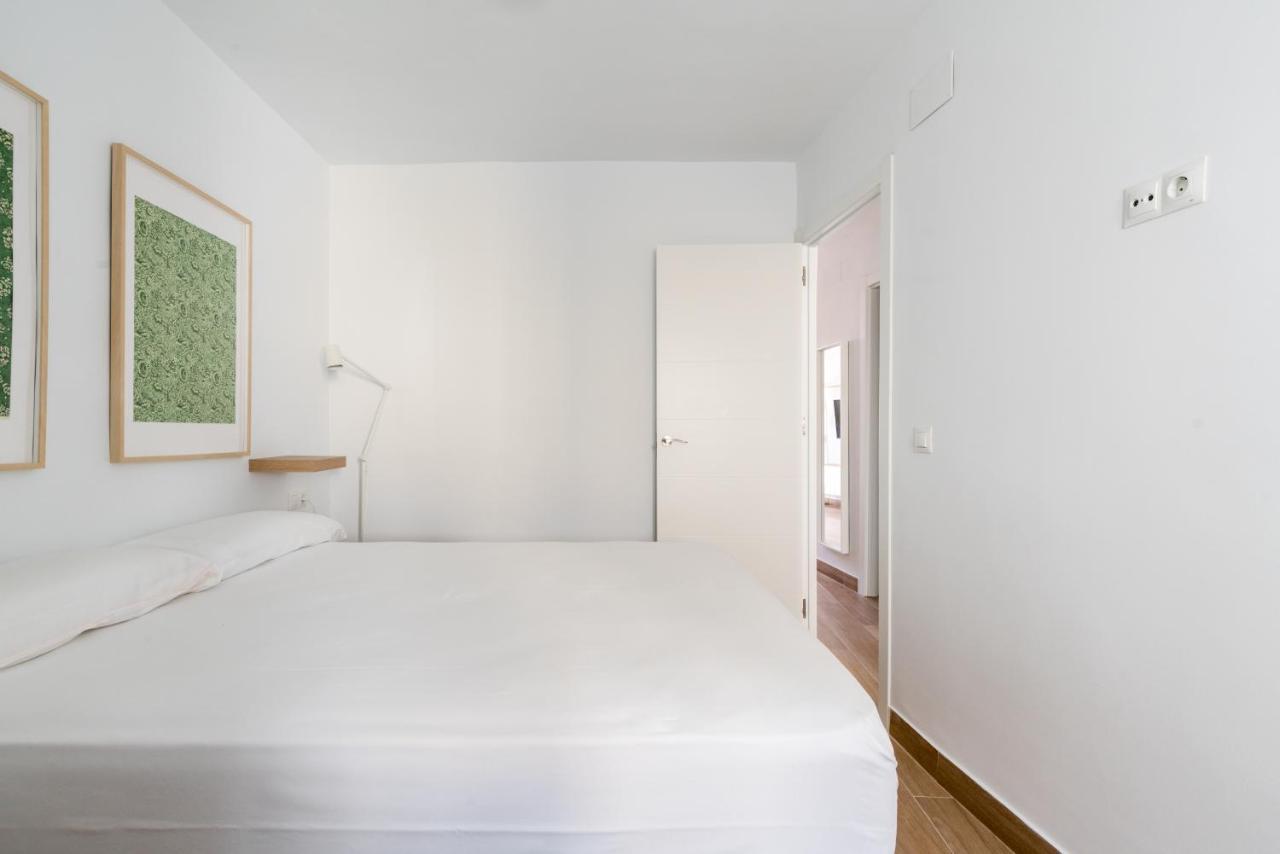 Holi-Rent Pureza Apartment Sevilla Exterior foto