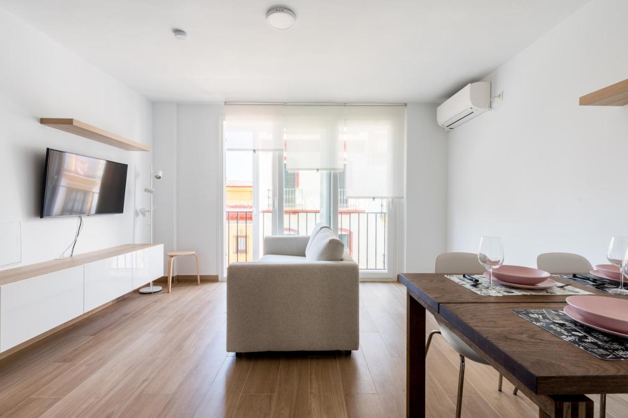 Holi-Rent Pureza Apartment Sevilla Exterior foto