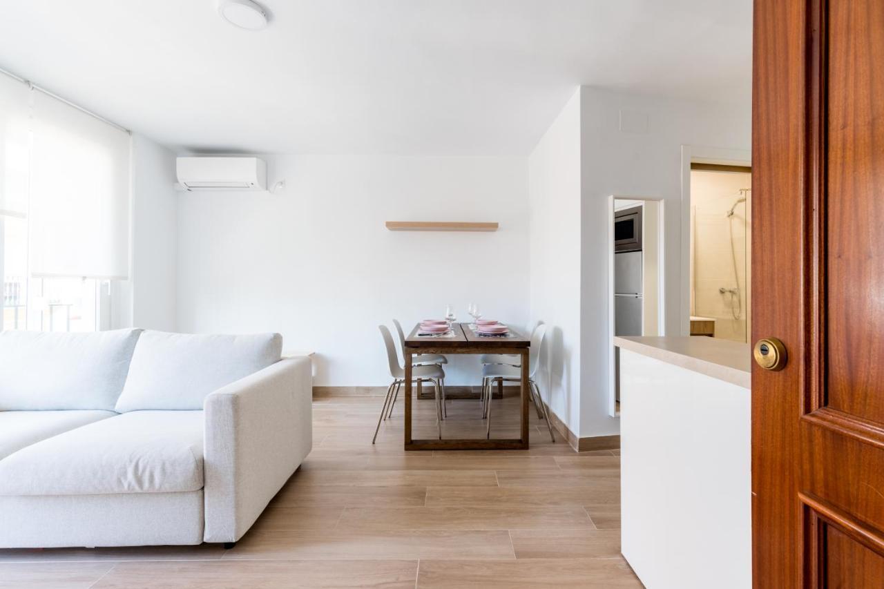 Holi-Rent Pureza Apartment Sevilla Exterior foto
