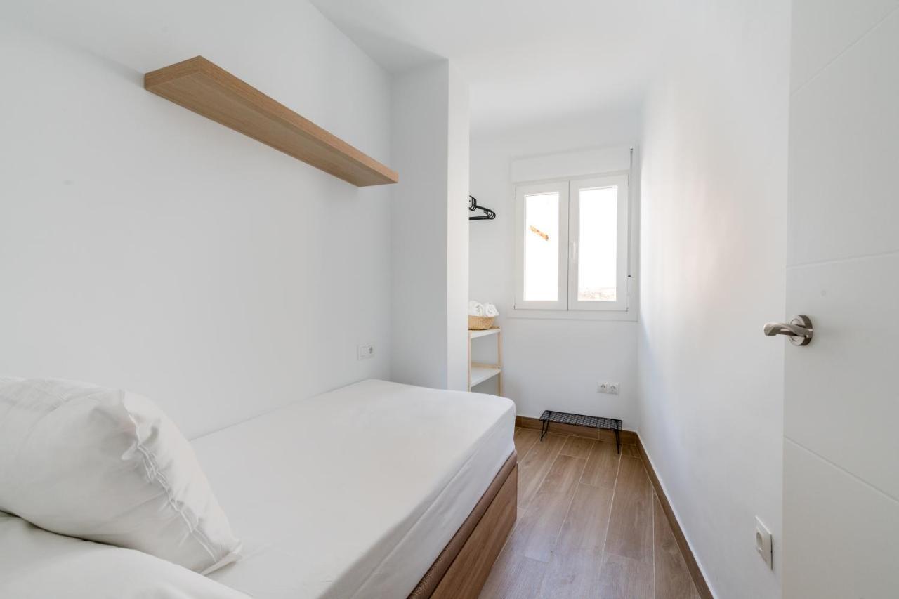 Holi-Rent Pureza Apartment Sevilla Exterior foto